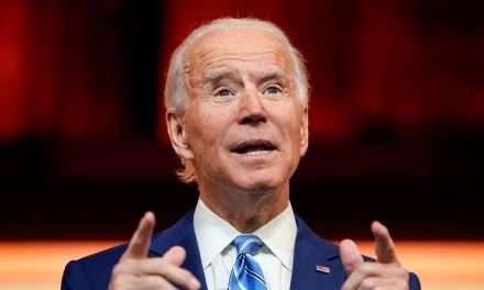 Usa, Biden: “Sono fiducioso che il Paese non farà default” ed annulla vertice in Australia