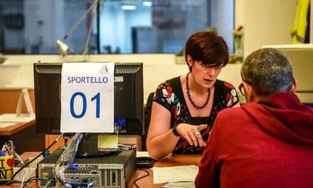 Gli esodati del Reddito di cittadinanza, il 1 settembre molte famiglie potrebbero scoprire di non avere diritto al nuovo sussidio di 350 euro