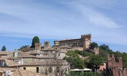 Pesaro 2024:‘ Dalle sculture nella città all’arte delle comunità’, al via il progetto curato da Marcello Smarelli