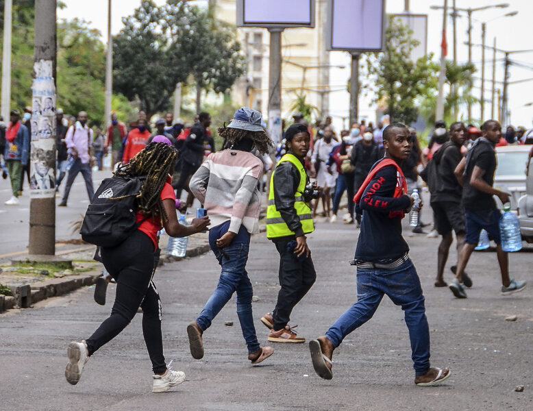 Mozambico nel caos, decine di morti e maxi evasione di jihadisti. Rischi per gli investimenti di Eni e Saipem