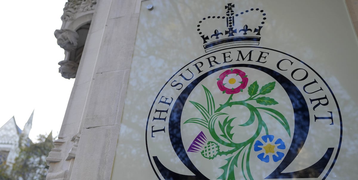 Regno Unito, per la Corte suprema è donna solo chi nasce tale