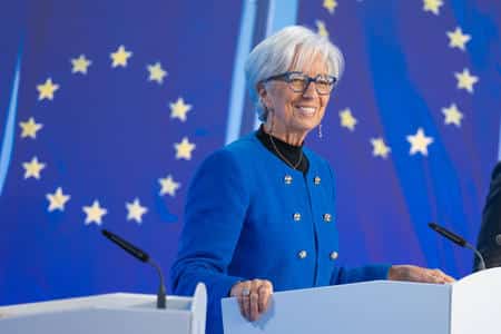 Lagarde a Monaco: “La Bce pronta a mercati più instabili. Commercio e sicurezza ormai inseparabili”