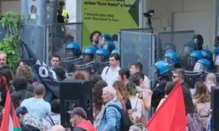 Salone del Libro, tensioni tra manifestanti pro Pal e polizia