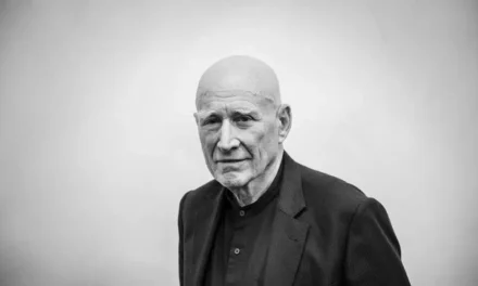 Addio a Sebastião Salgado, il grande fotografo brasiliano che ha raccontanto la bellezza e la sofferenza del mondo