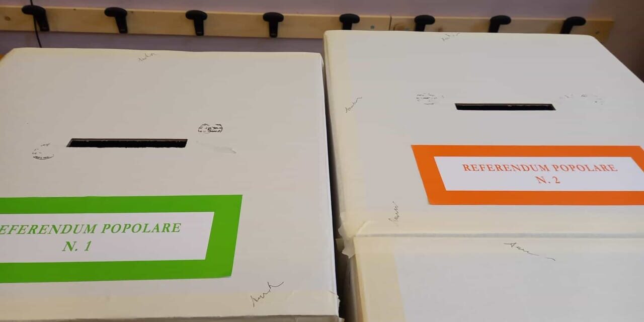 Referendum, oggi urne aperte fino alle 15