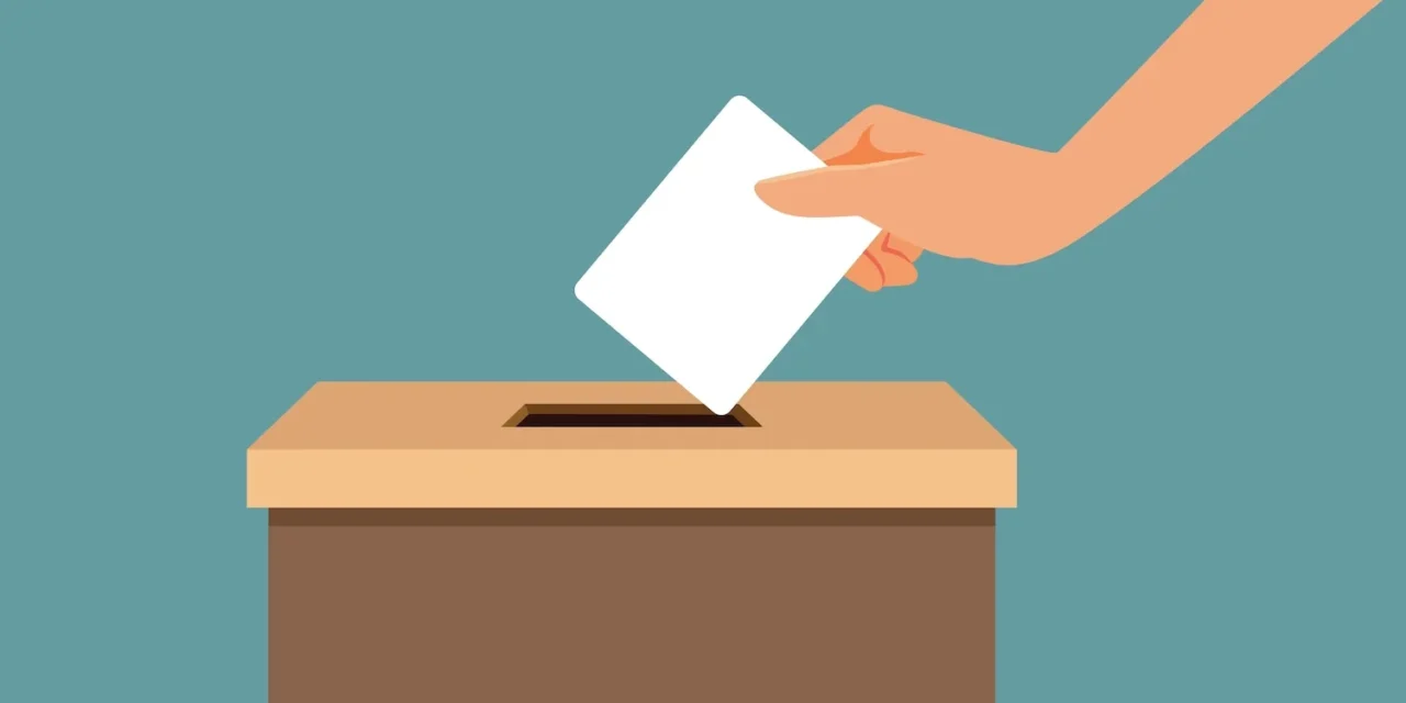 Italiani alle urne su cinque quesiti referendari. Si vota anche per i ballottaggi in 13 comuni