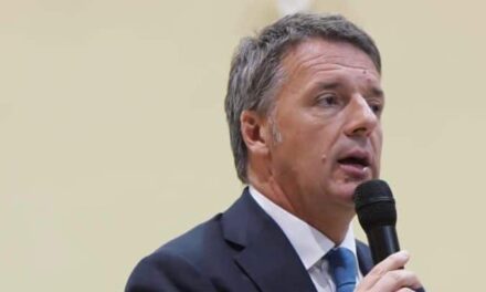 Matteo Renzi rilancia il centro riformista: “Obiettivo 2027 per battere Meloni
