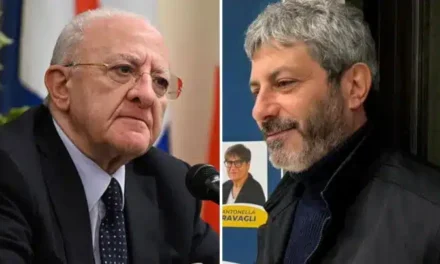 Scontro nel centrosinistra in Campania: Fico verso la candidatura, De Luca al contrattacco
