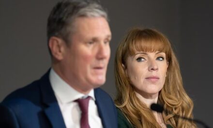 Crisi politica nel Regno Unito: dimissioni di Angela Rayner e fuga di Nadine Dorries verso il partito di Farage
