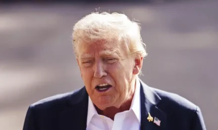 Trump sospende le trattative commerciali con il Canada