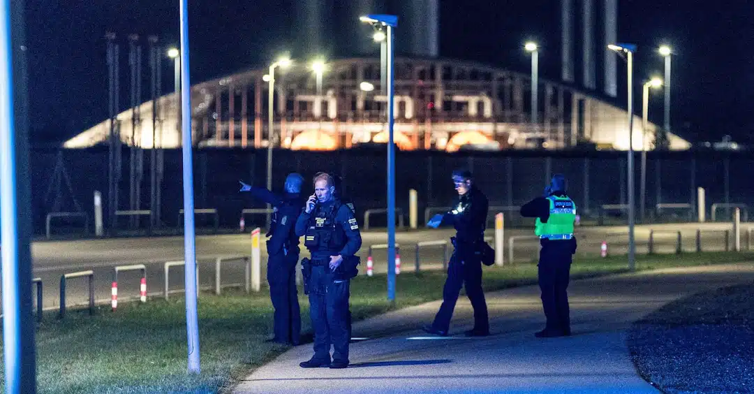 Droni nei cieli di Oslo, rallentamenti all’aeroporto