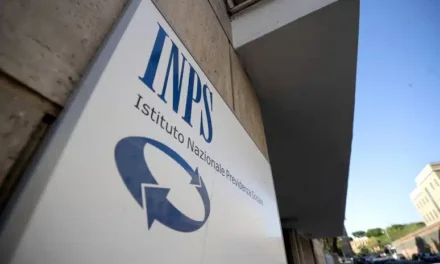 Pensioni, nel 2027 in circa 170mila rischiano di restare al lavoro tre mesi in più