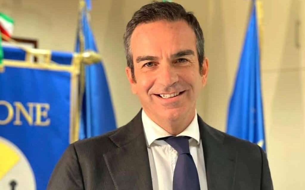 Occhiuto trionfa in Calabria: il centrodestra si conferma alla guida della Region