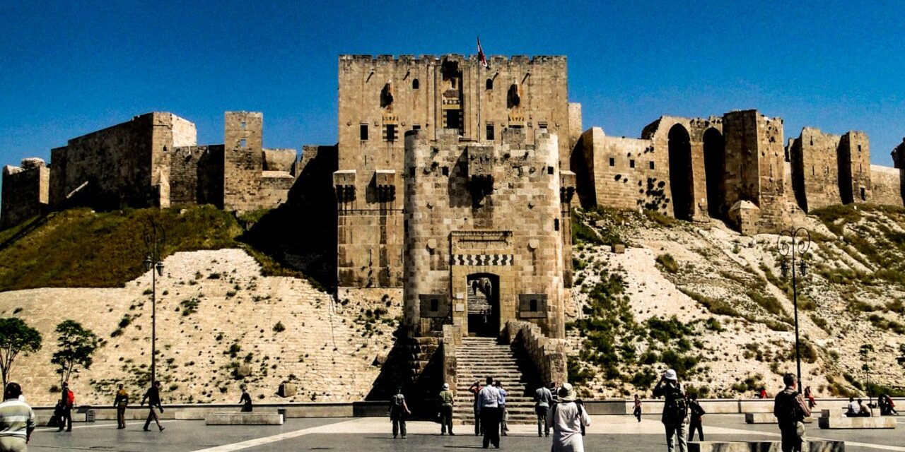 Aleppo rinasce: la cittadella restaurata torna a brillare dopo tredici anni di guerra