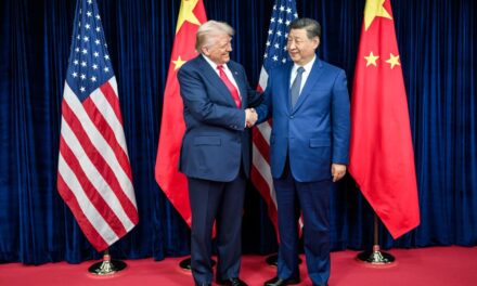 Trump: “Dialogo eccellente con Xi Jinping. Visiterò la Cina ad aprile”