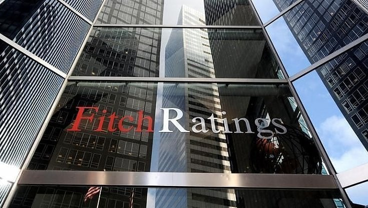 Asset russi e Ucraina, Fitch avverte l’Ue: possibile declassamento del rating di Euroclear