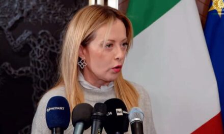 Davos, Meloni tra Trump e l’Europa: il dilemma sul Board of Peace