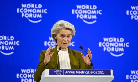 L’UE isola Trump a Davos: niente bilaterali e risposta compatta su dazi e Groenlandia