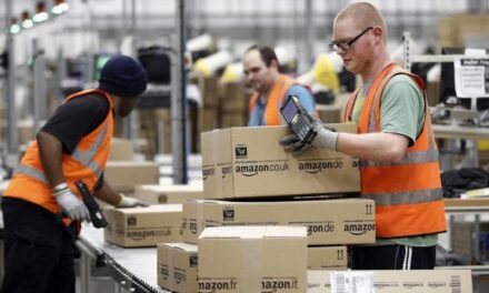 Amazon nel mirino della Procura di Milano: perquisizioni per presunta evasione fiscale