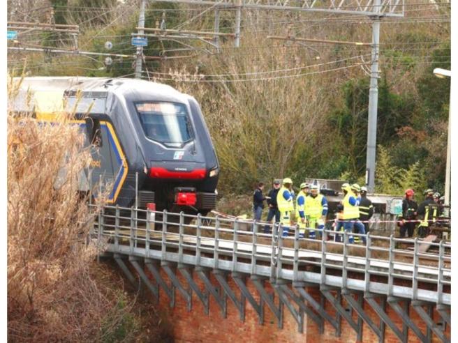 Sabotaggio all’alta velocità: indagine per terrorismo dopo il blocco dei treni
