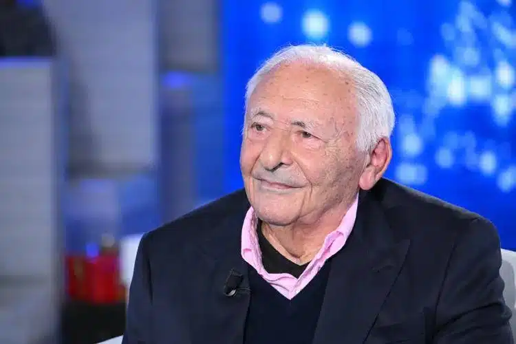 Mogol in elicottero dei Vigili del Fuoco da Sanremo a Roma, polemica sull’uso del mezzo di soccorso