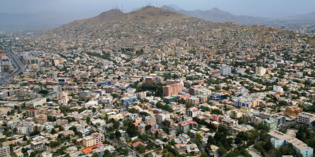 Si intensifica il conflitto Pakistan – Afghanistan. Raid aerei di Islamabad su Kabul, Kandahar e sulla regione di Paktia