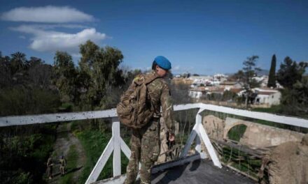 Cipro al centro della crisi: Francia, Italia e Grecia preparano uno scudo europeo