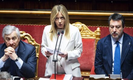 Meloni alle Camere sull’Iran: “L’Italia non entrerà in guerra”
