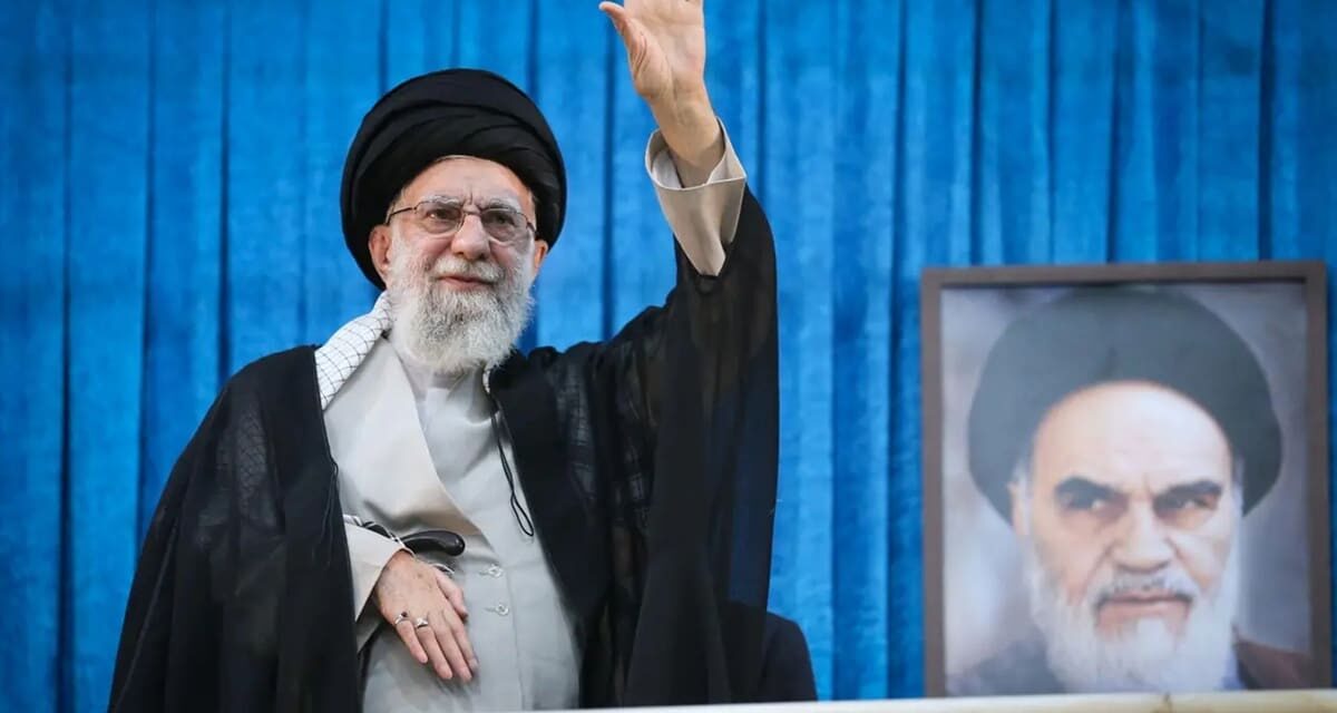 La guida suprema, gli ayatollah e i pasdaran, il sistema di potere in Iran e le ripercussione della morte di Khameni