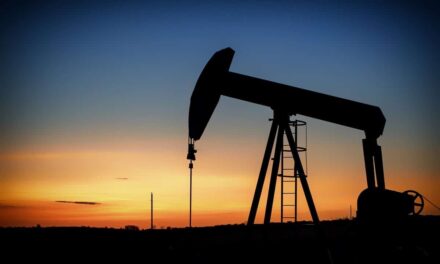 Iran, il blocco dell’export del petrolio continuerà