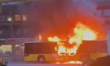 Svizzera.  Autobus in fiamme a Kerzers, 6 morti e 5 feriti