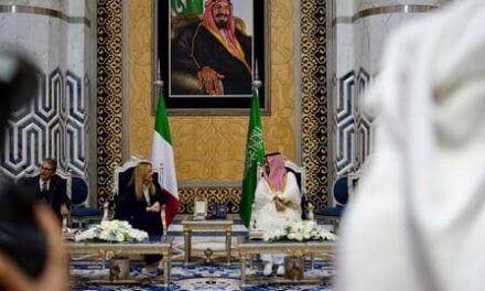 Meloni nel Golfo: missione tra energia, Iran e rapporti con gli Stati Uniti